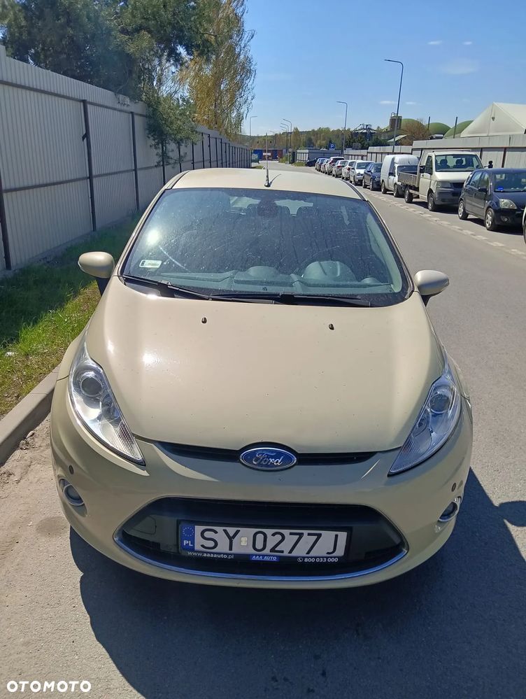 Ford Fiesta - 10
