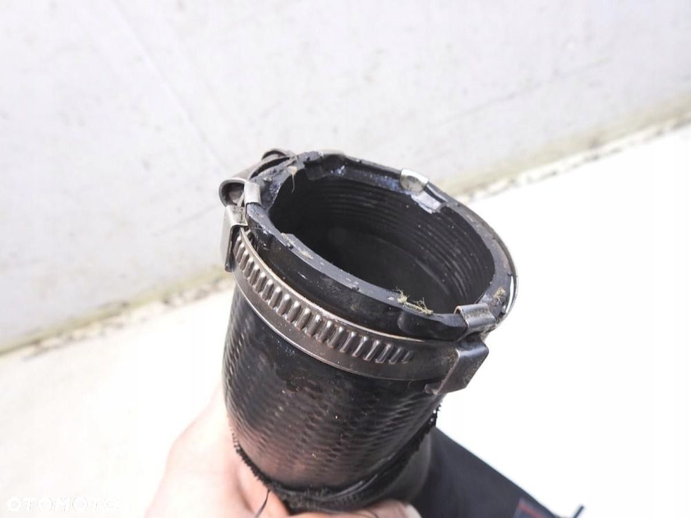 WĄŻ RURA INTERCOOLERA AUDI A4 B7 2.0 TFSI - 3