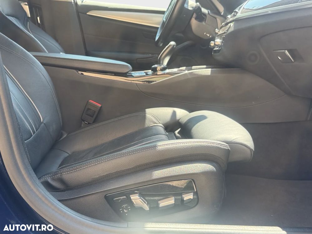 BMW Seria 5 530e xDrive Aut. M Sport Edition - 11