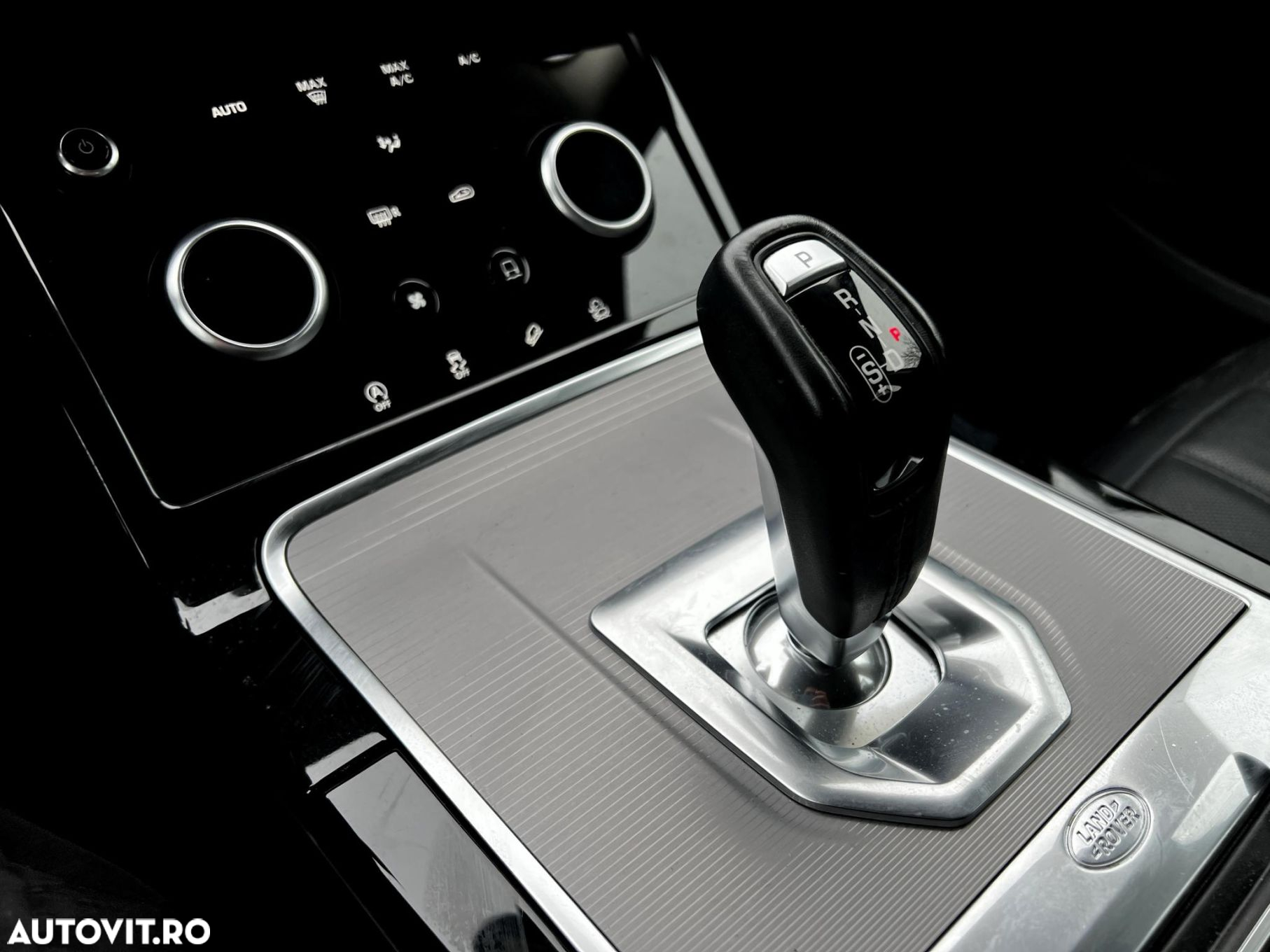 Land Rover Range Rover Evoque - 10
