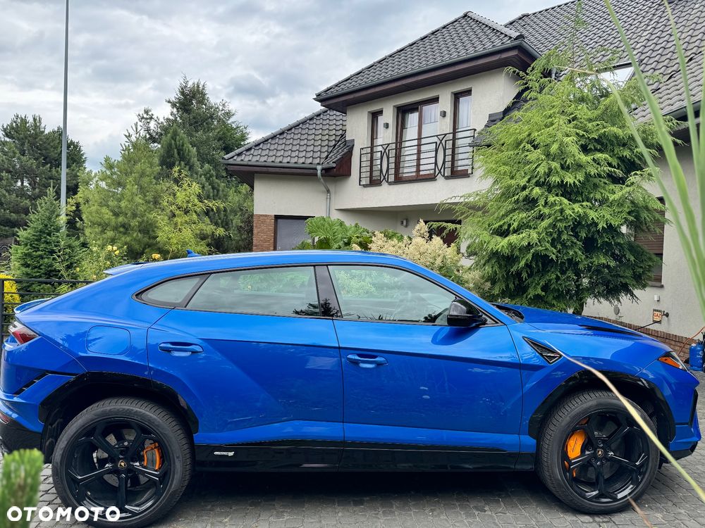 Lamborghini Urus - 5