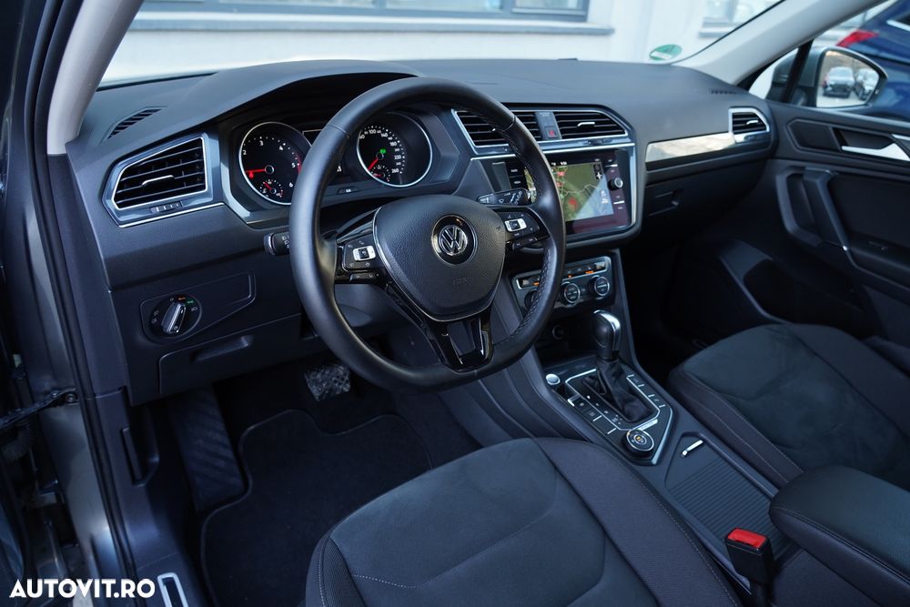 Volkswagen Tiguan 2.0 TDI 4Mot DSG Elegance - 10