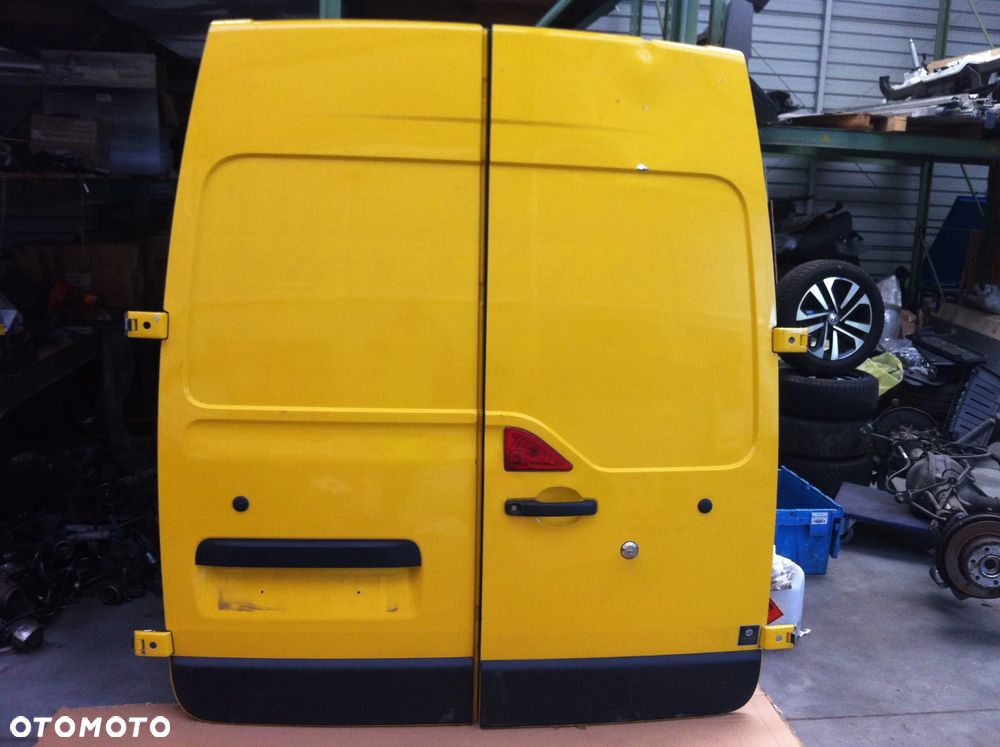 RENAULT MASTER  DRZWI TYŁ