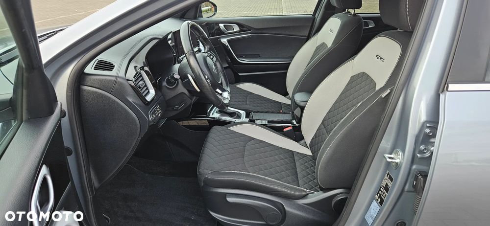 Kia Ceed 1.6 CRDi DCT GT Line - 5