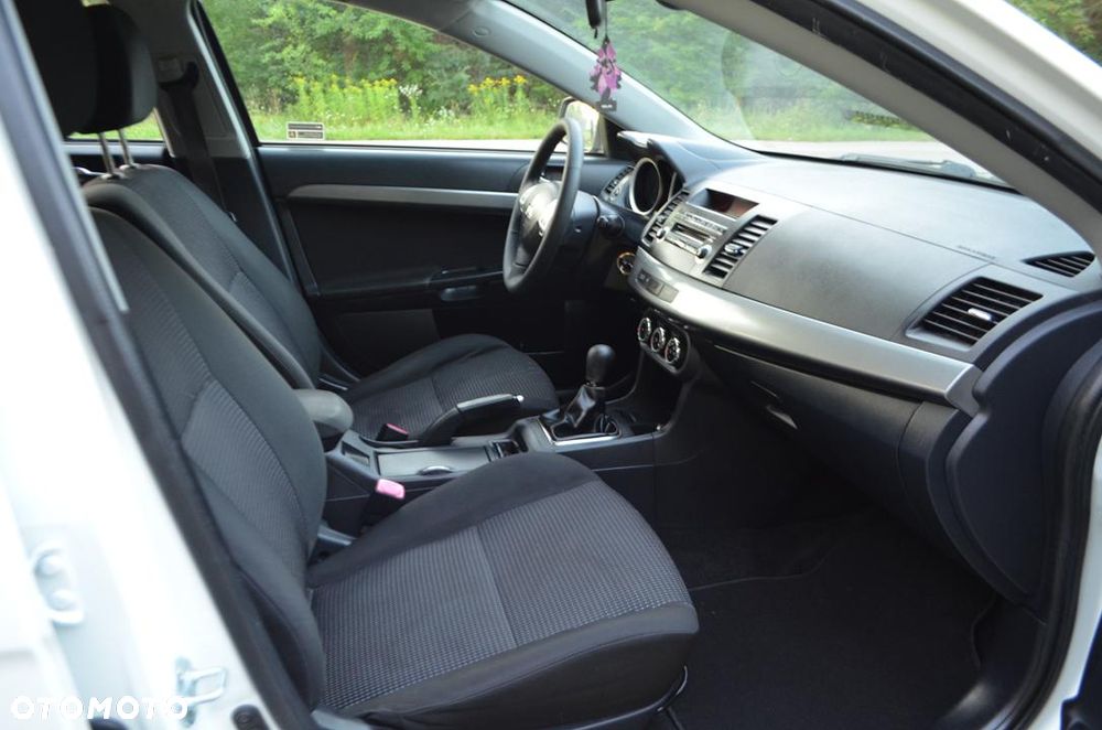 Mitsubishi Lancer 1.8 Instyle - 25