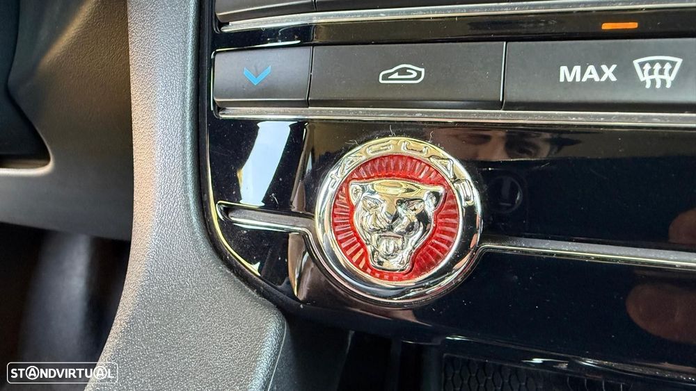 Jaguar F-Pace 25d AWD Aut. R-Sport - 20