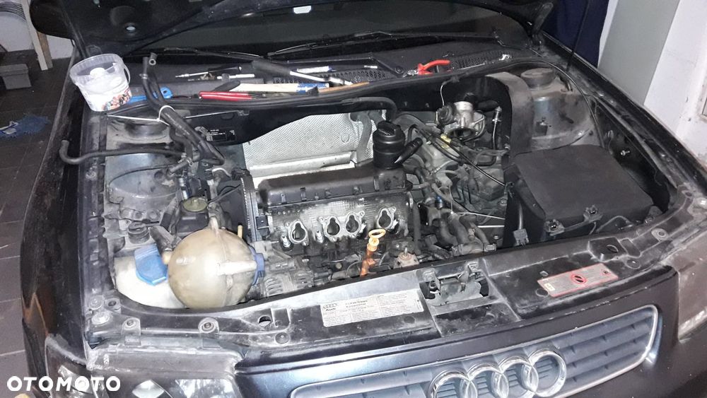 Audi A3 3-drzwiowe 1.6 Ambition - 4