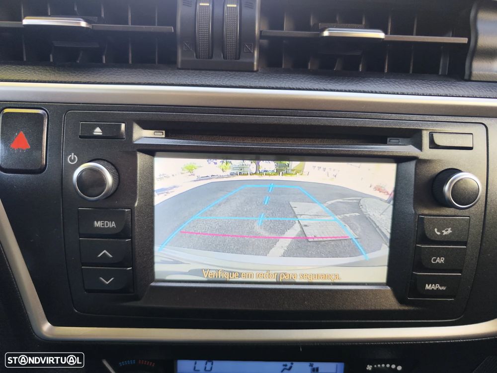 Toyota Auris Touring Sports 1.4 D-4D Comfort+Pack Sport - 36