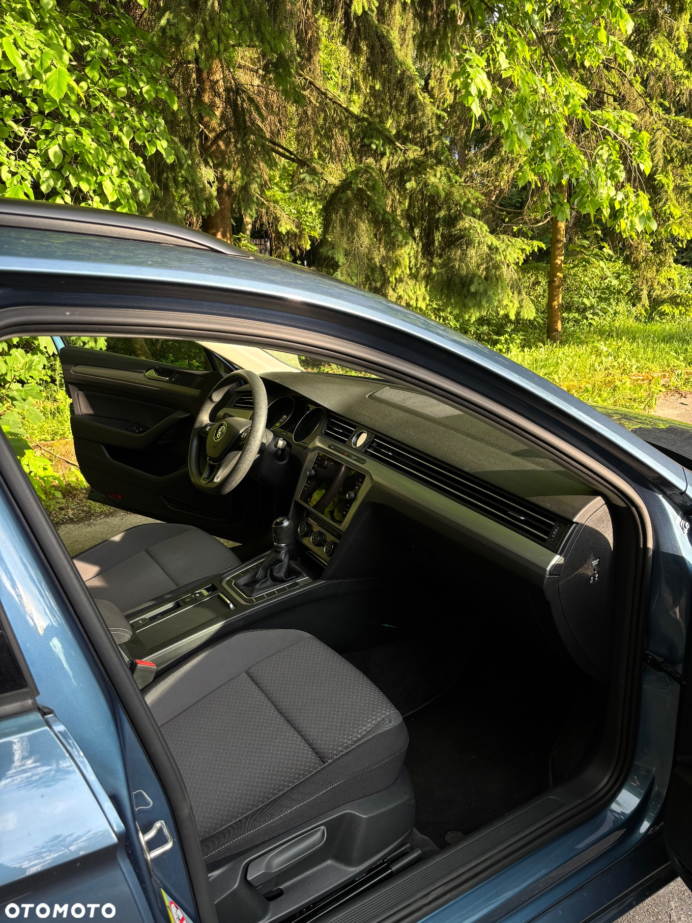 Volkswagen Passat - 10
