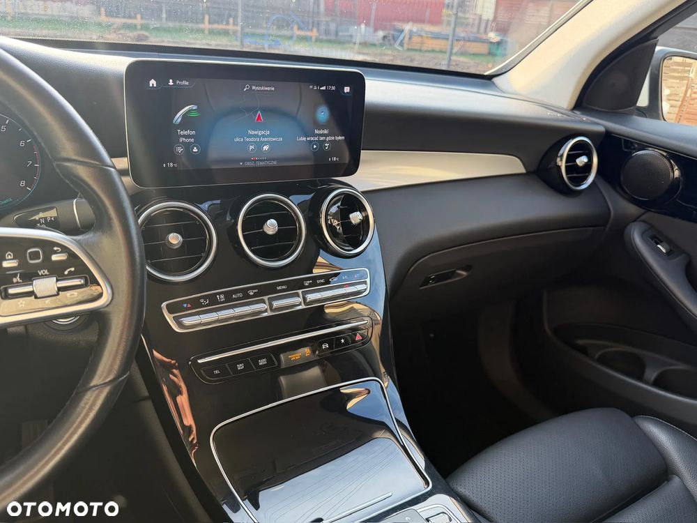 Mercedes-Benz GLC 250 4Matic 9G-TRONIC Exclusive - 17