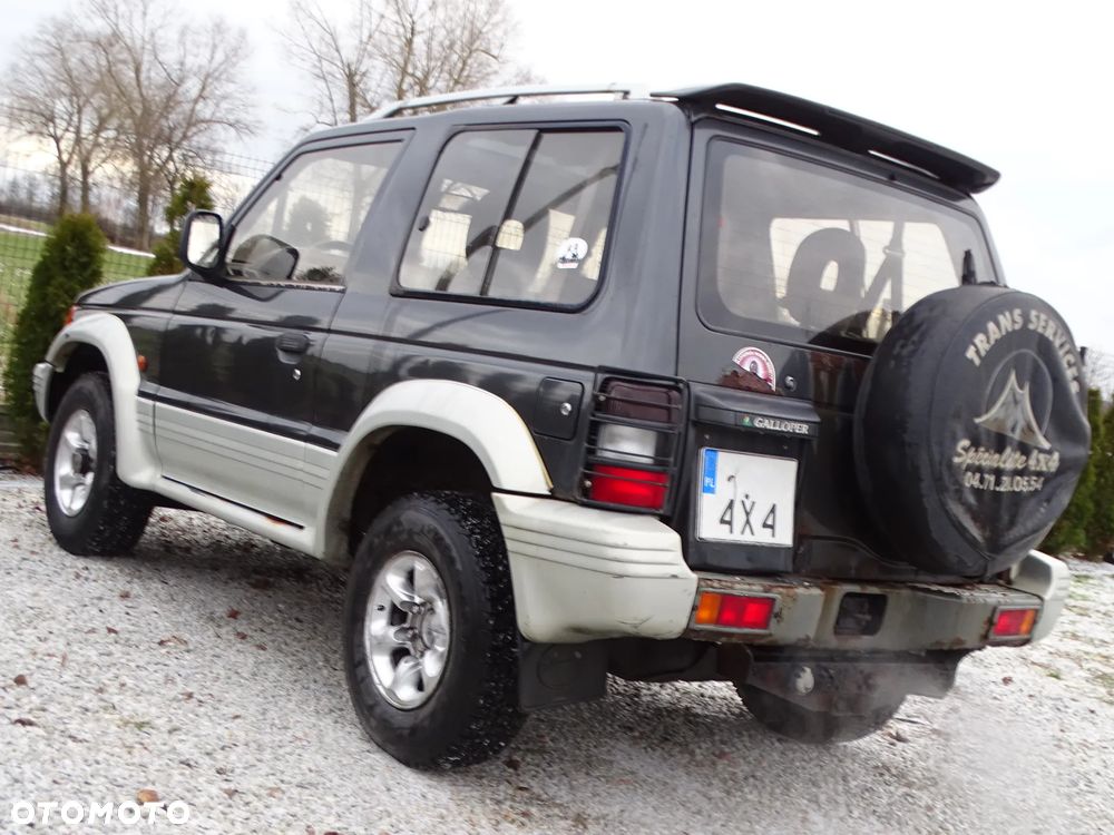 Mitsubishi Pajero - 10