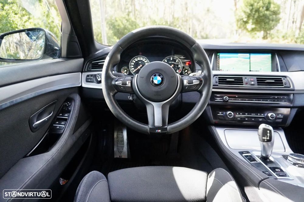 BMW 525 d Pack M Auto - 13