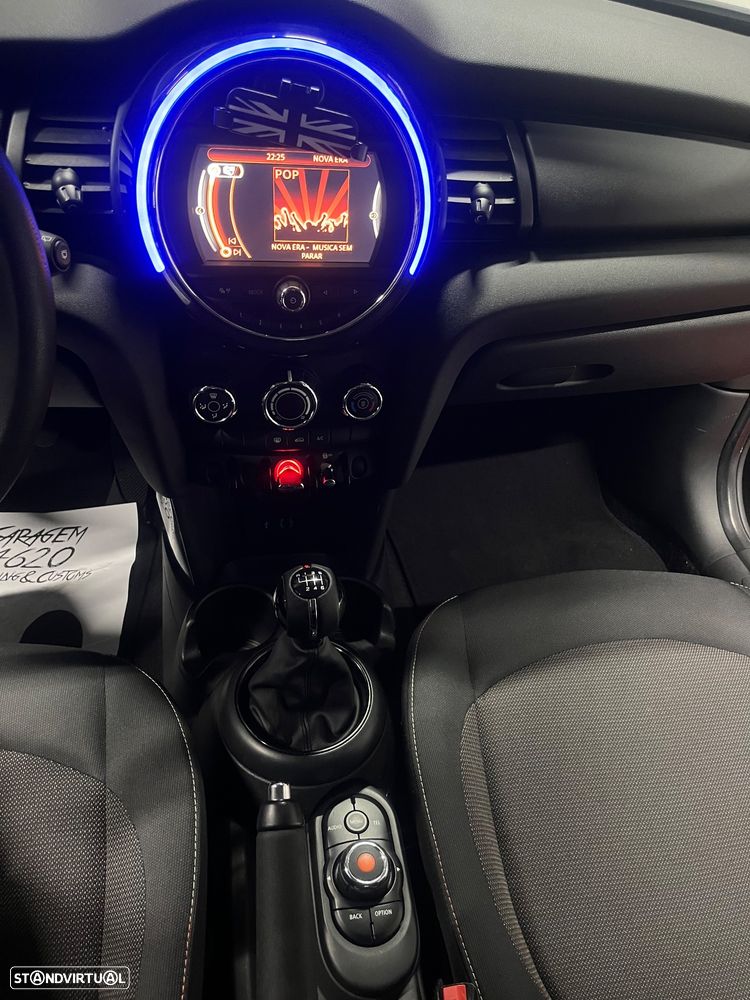 MINI 3 Portas - 14