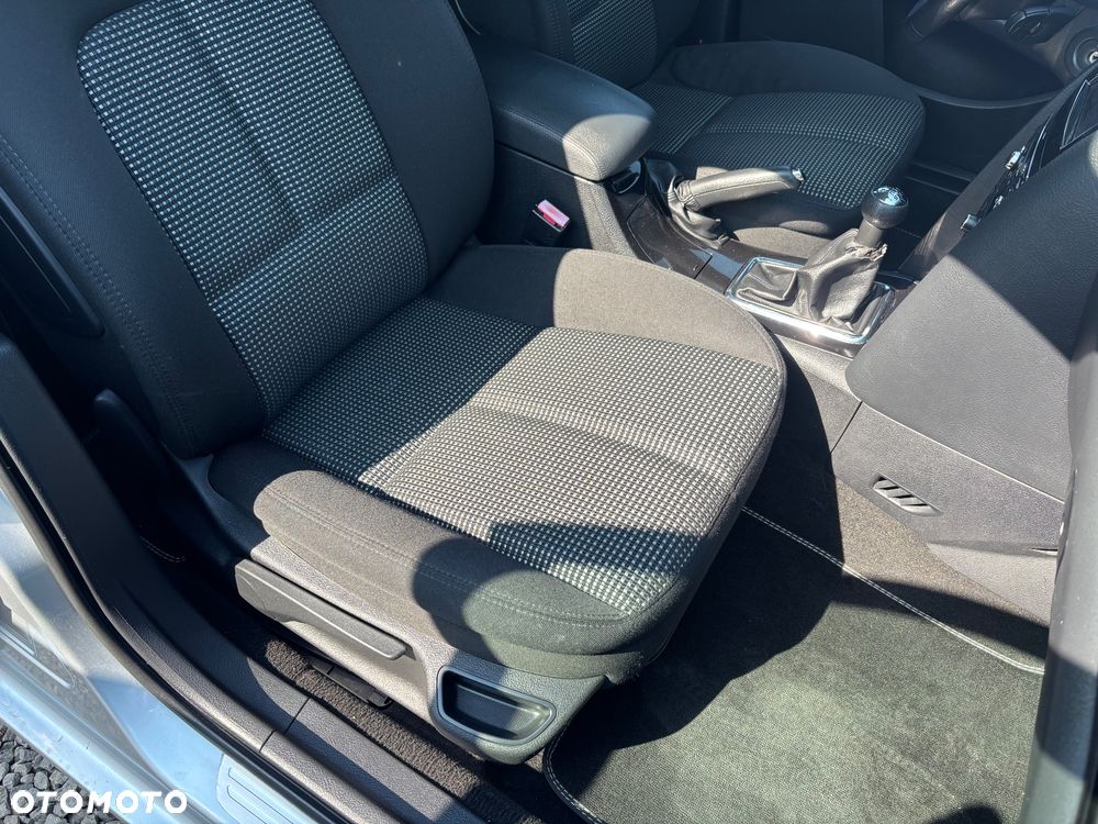 Peugeot 407 2.0 Premium - 28
