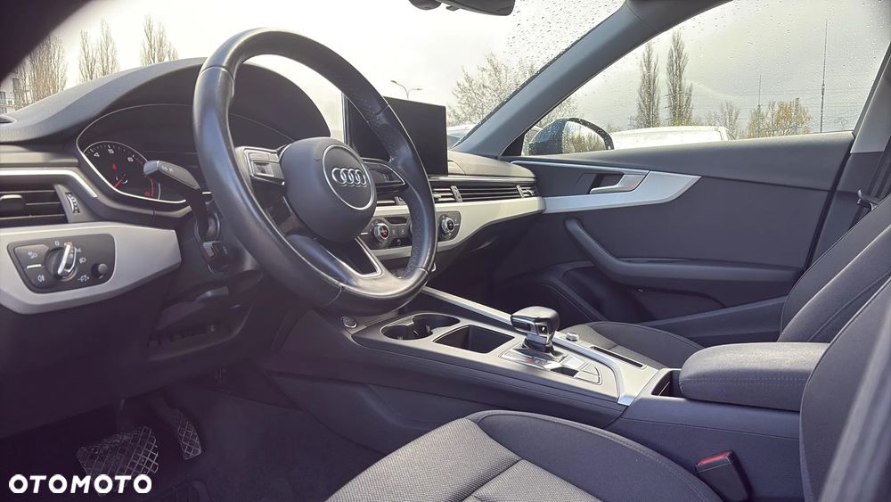 Audi A4 Avant 35 TFSI mHEV S tronic - 9