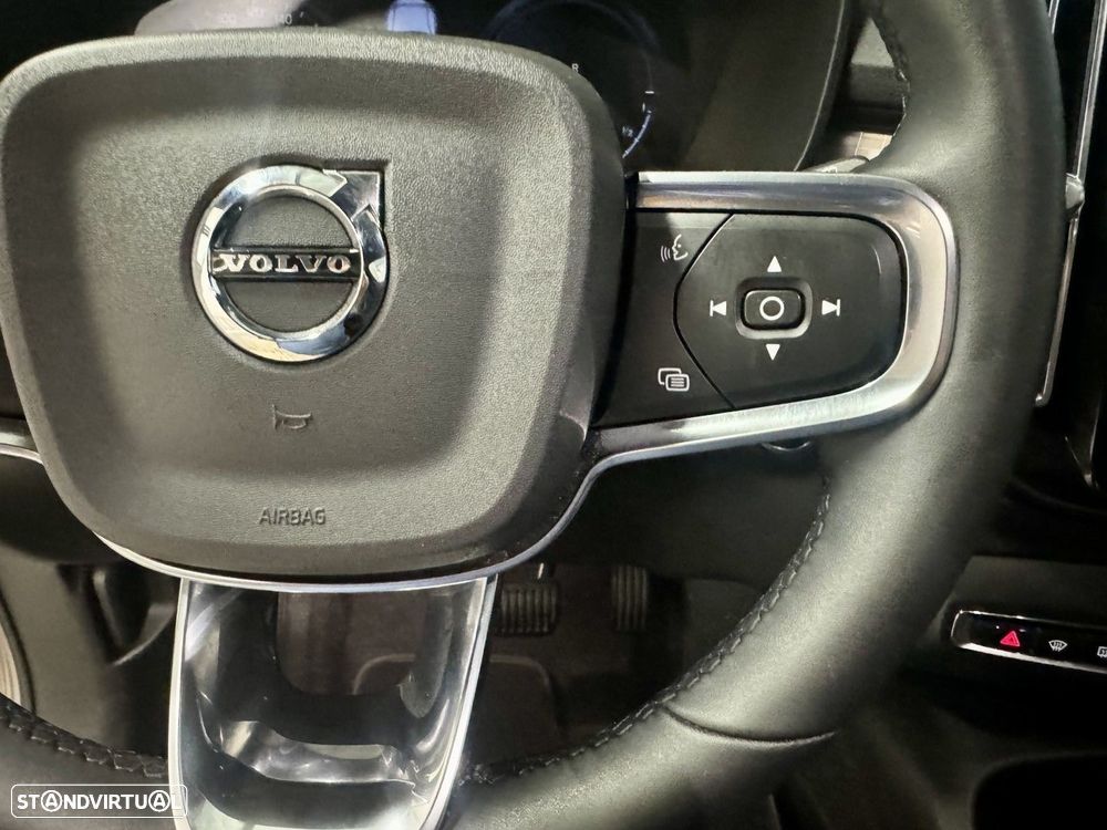 Volvo XC 40 1.5 T5 PHEV Momentum Plus - 12