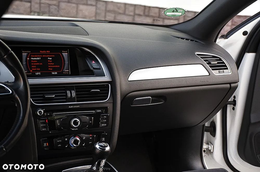 Audi A4 Avant 2.0 TDI DPF S line Sportpaket - 28