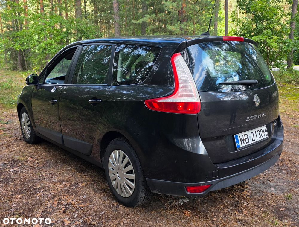 Renault Grand Scenic Gr 1.9 dCi Emotion - 12