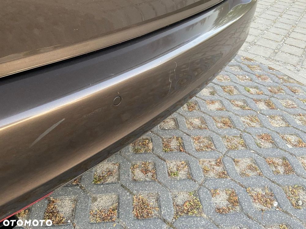 Volkswagen Golf 2.0 TDI DPF DSG MATCH - 10