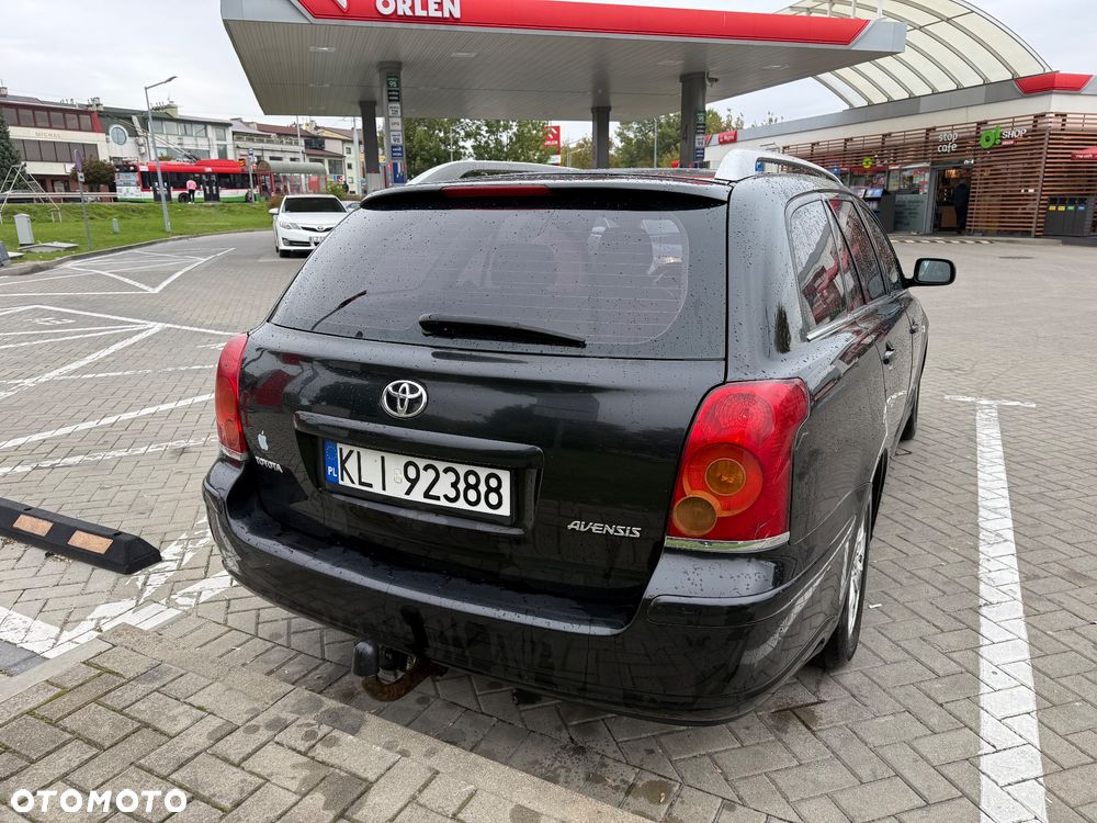 Toyota Avensis 2.0 VVT-i Sol - 5