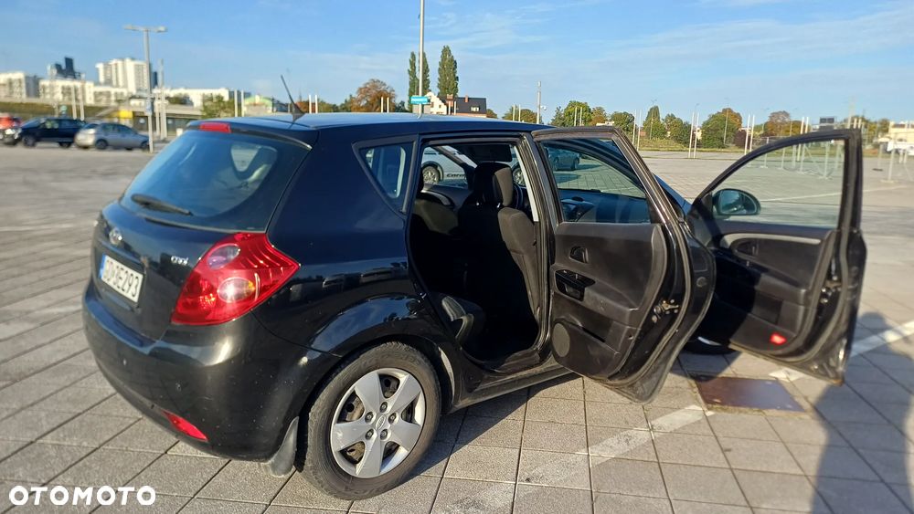 Kia Ceed 2.0 crdi Optimum - 9