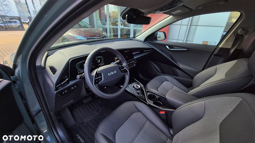 Kia Niro 1.6 GDI Hybrid L - 10