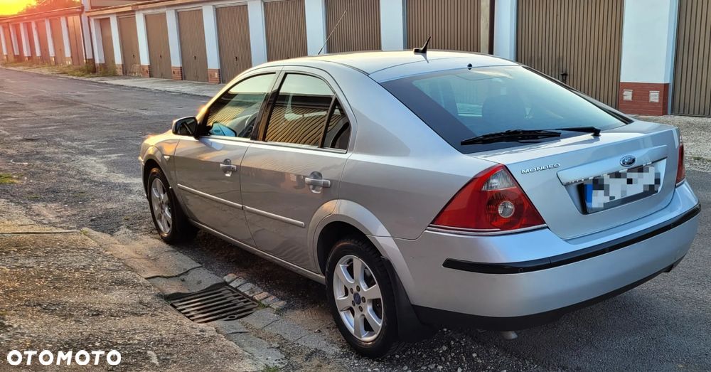 Ford Mondeo 1.8 Silver X - 4