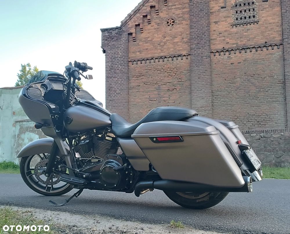 Harley-Davidson Touring Road Glide - 9