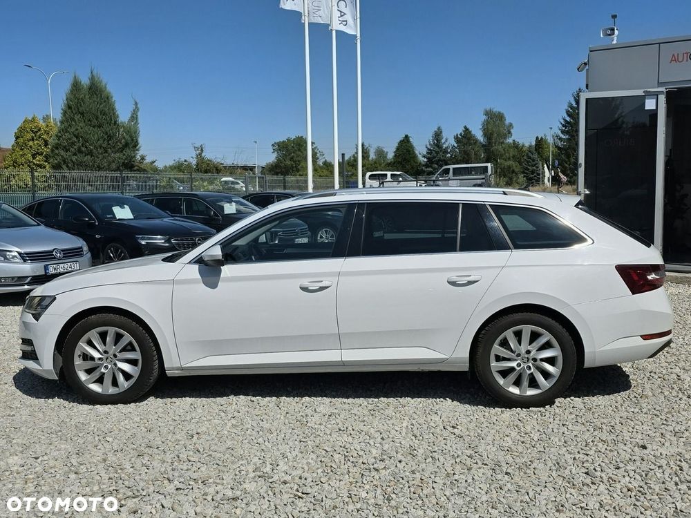 Skoda Superb 2.0 TDI Ambition DSG7 - 6