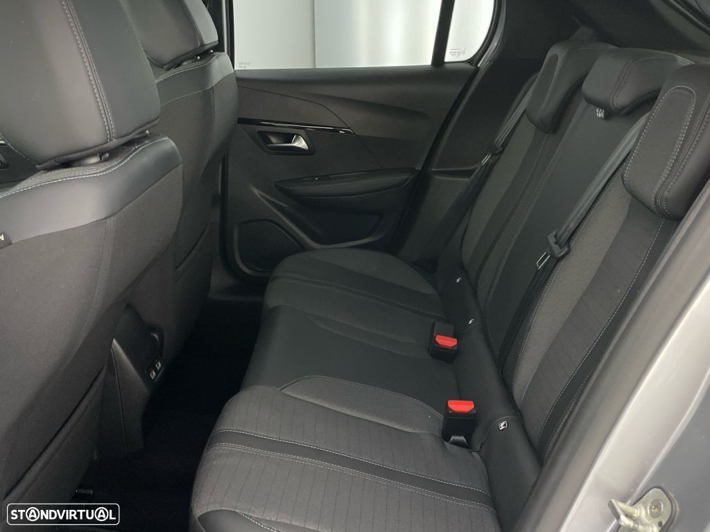 Peugeot 208 1.2 PureTech Allure EAT8 - 12