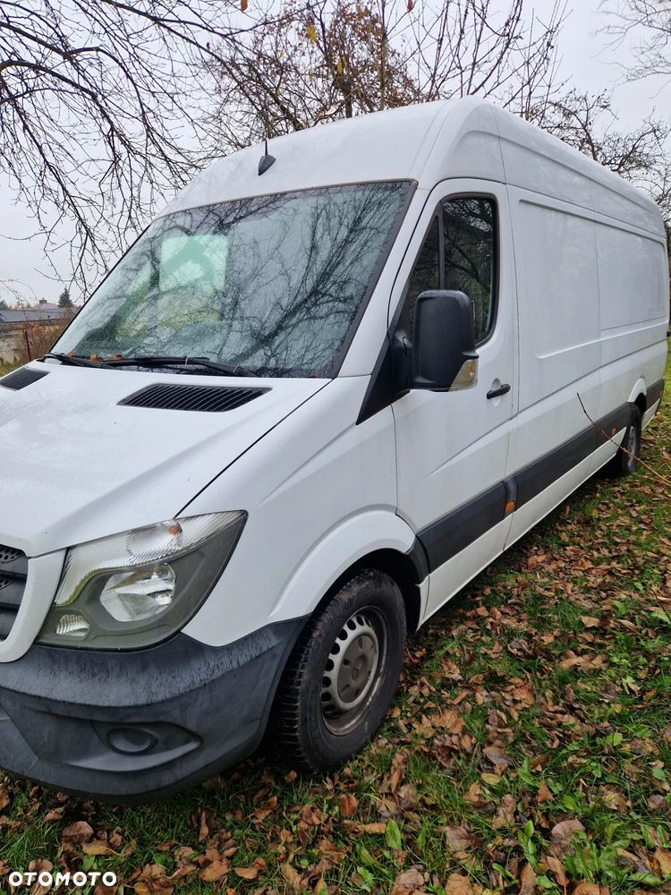 Mercedes-Benz Sprinter - 2