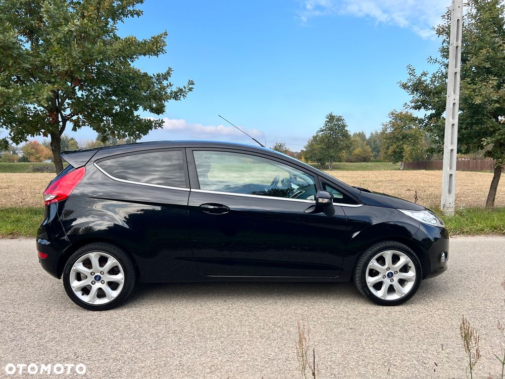 Ford Fiesta - 9