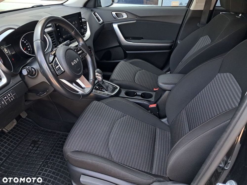 Kia XCeed 1.5 T-GDI M DCT - 14