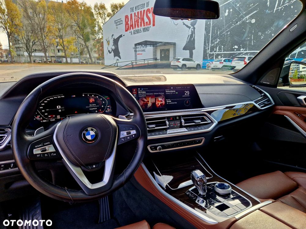BMW X5 xDrive40i - 16