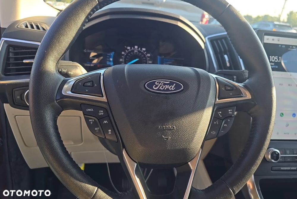 Ford Edge - 10