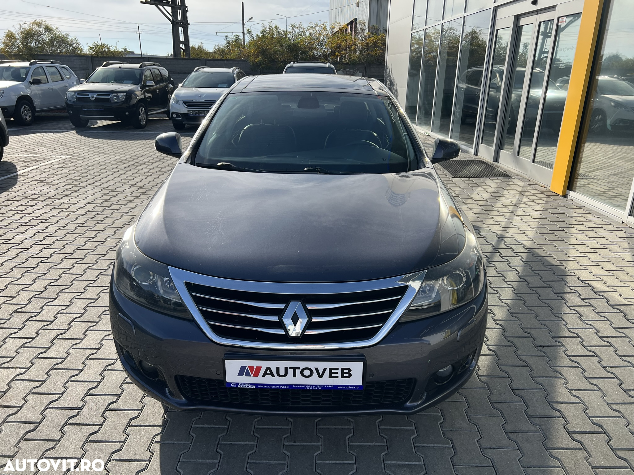 Renault Latitude 2.0 dCi Privilege - 2