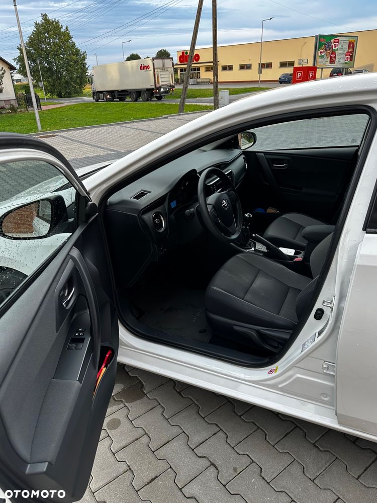 Toyota Auris 1.33 VVT-i Comfort - 8