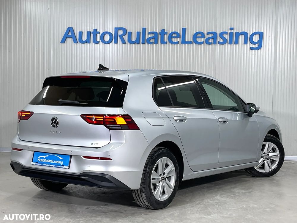 Volkswagen Golf 1.0 eTSI DSG MHEV Life - 4