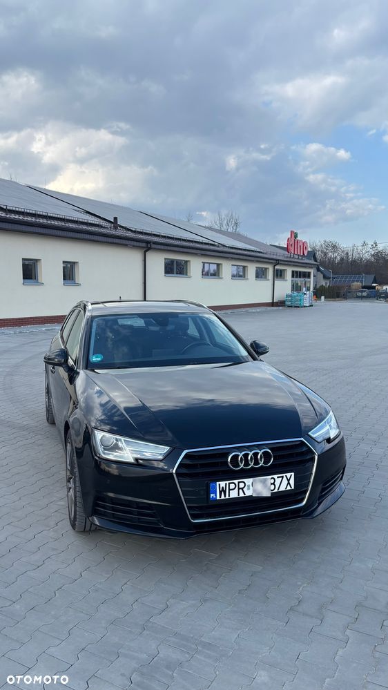 Audi A4 Avant - 1