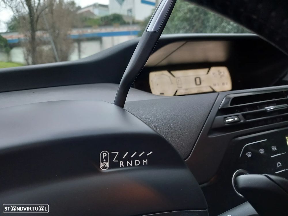 Citroën C4 Grand Picasso 1.6 e-HDi Intensive ETG6 J17 - 23