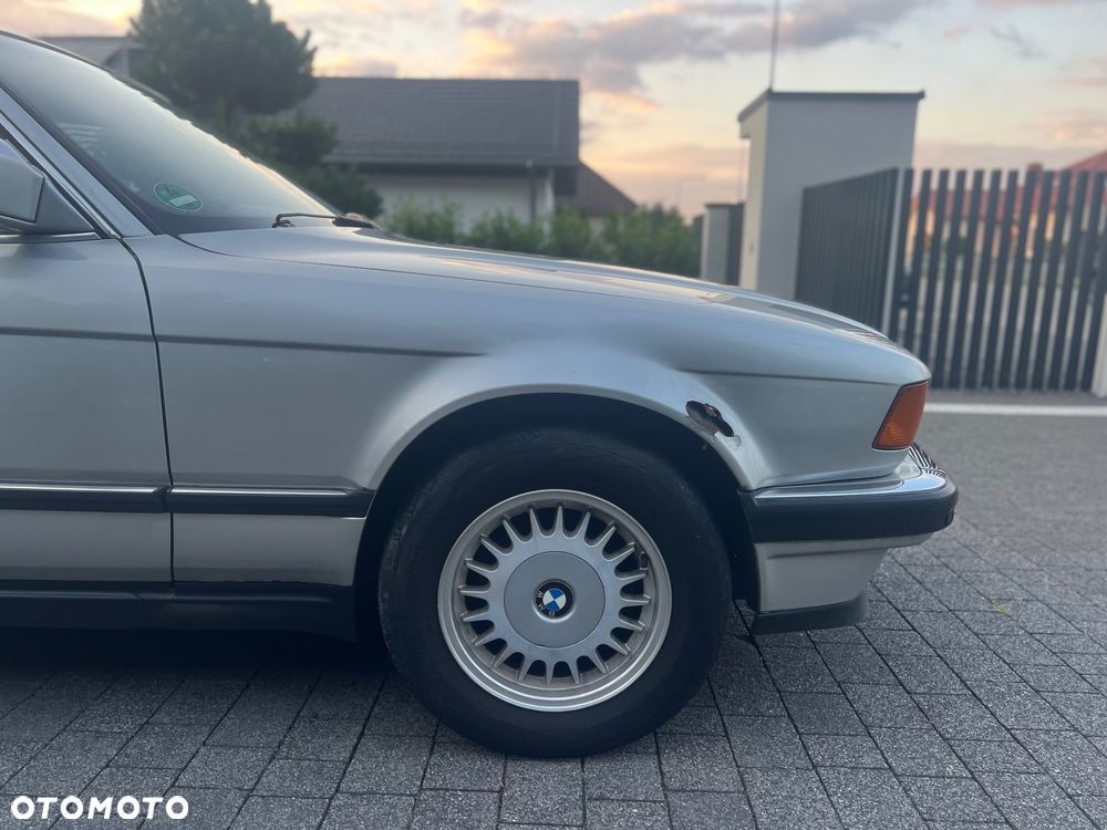 BMW Seria 7 740i V8 - 14