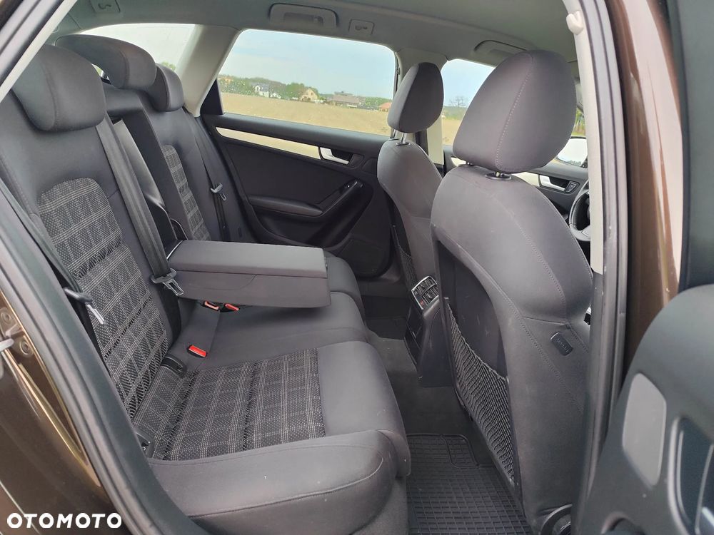 Audi A4 Avant 2.0 TDI DPF Attraction - 13