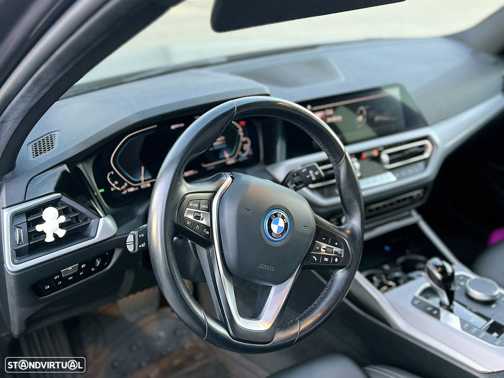 BMW 320 - 2
