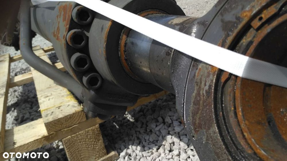 Siłownik Volvo [D210 S100 T105] - 6