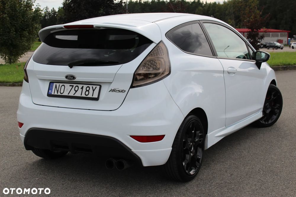 Ford Fiesta 1.6 Ti-VCT Sport - 4