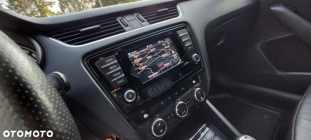 Skoda Octavia 2.0 TSI (Green tec) RS - 14