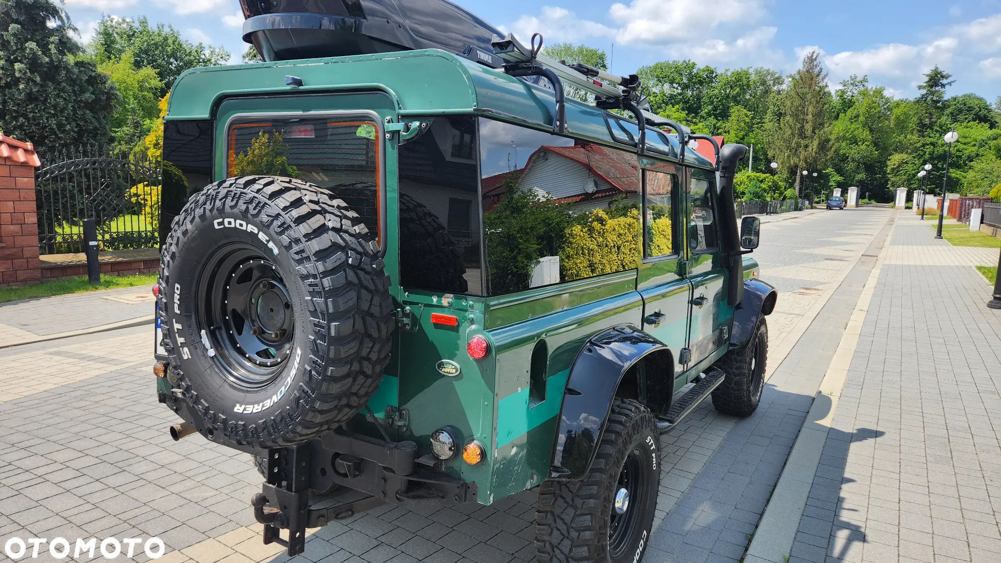 Land Rover Defender 110 2.5 TDI - 11