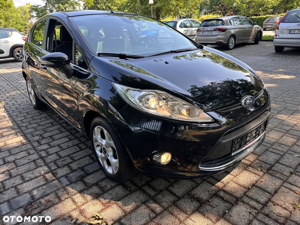 Ford Fiesta 1.25 Celebration - 1