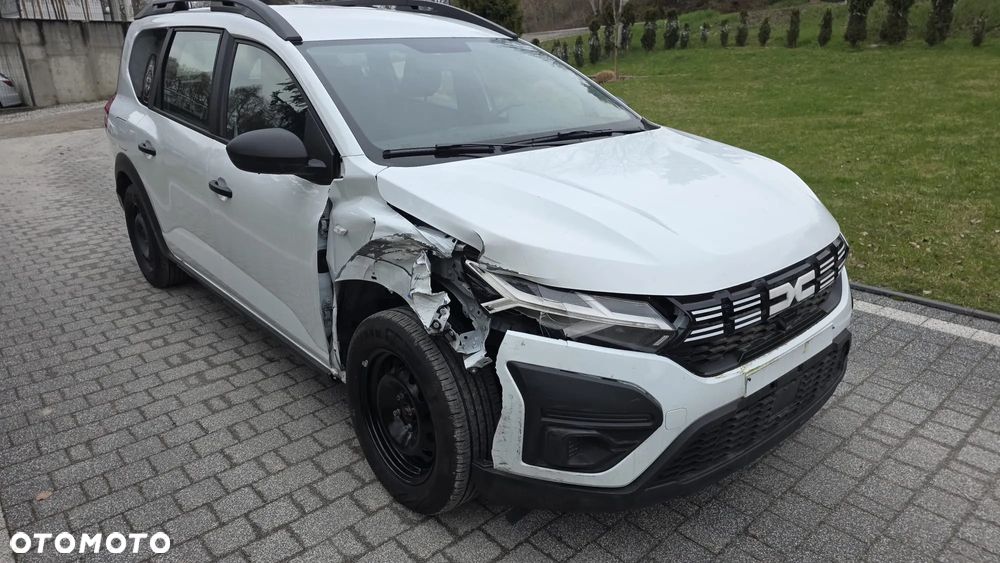 Dacia Jogger TCe 110 (7-Sitzer) Essential - 7