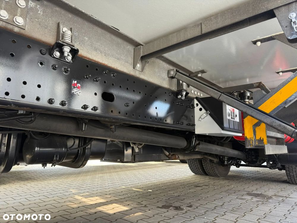 MAN TGM TGS TGX 26.320 chłodnia multitemperatura  22Epal // sypialka // oś skrętna - 17